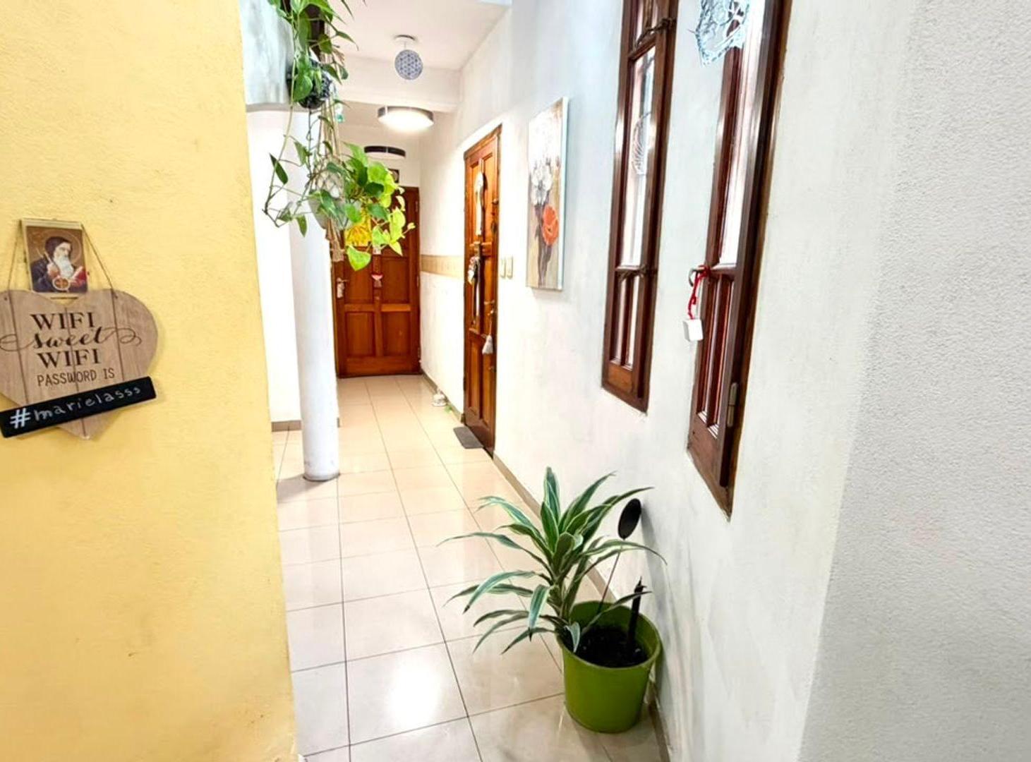 Foto de VENTA CASA 5 AMB C/ DOBLE COCHERA Y PATIO QUILMES, imagen 4