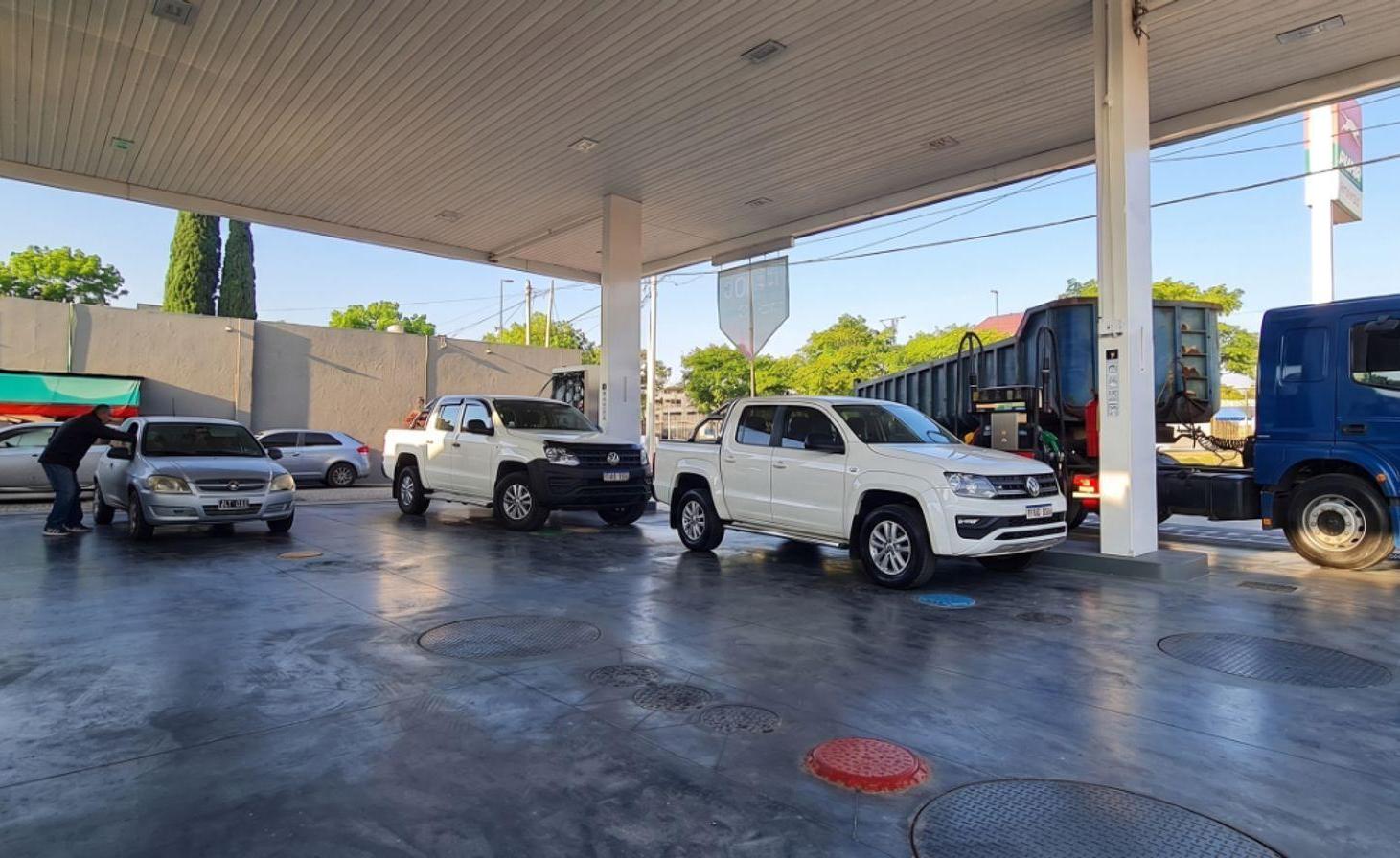 Foto de VENTA ESTACIÓN DE SERVICIO PUMA ENERGY BERNAL, imagen 1
