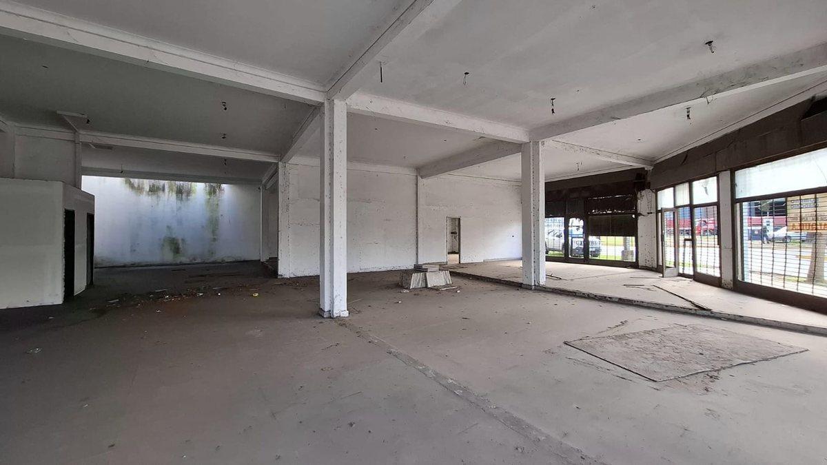 Foto de ALQUILER LOCAL QUILMES ZONA COMERCIAL, imagen 1