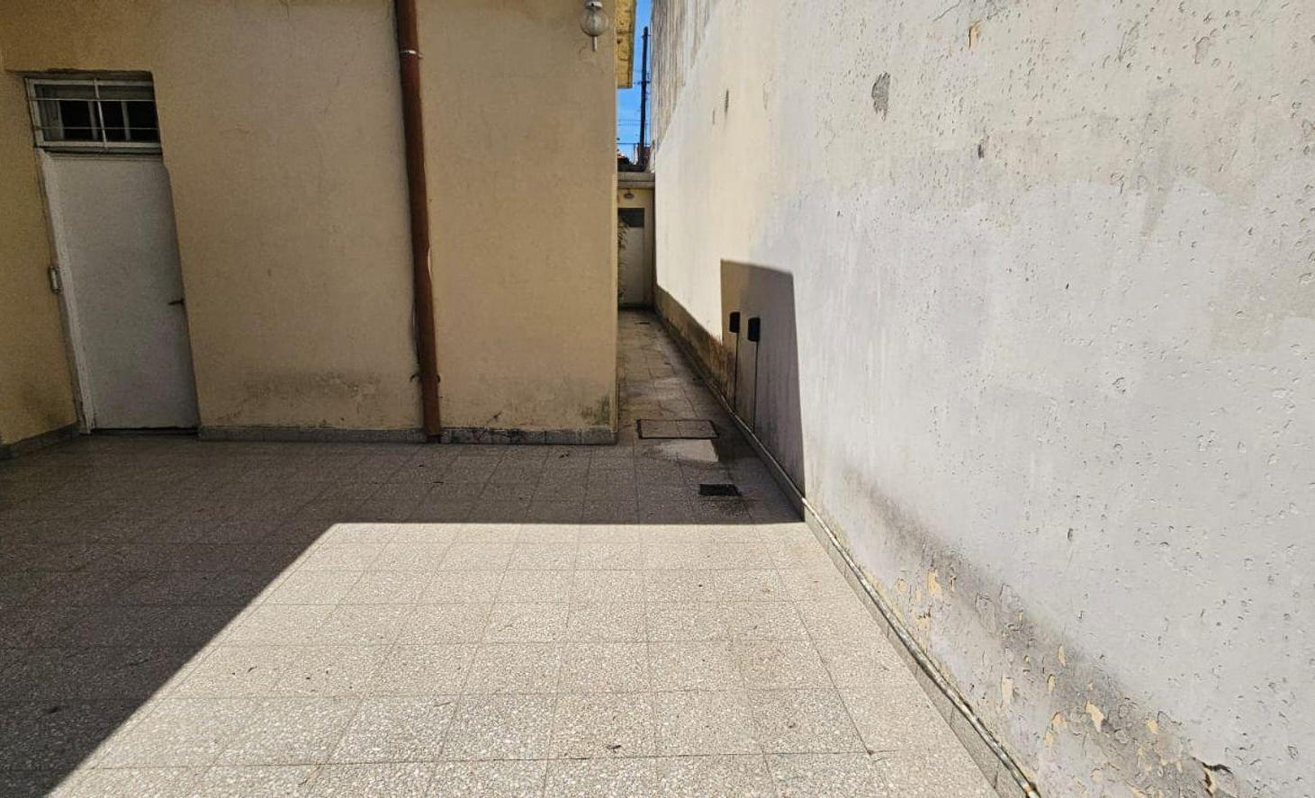 Foto de ALQUILER CASA 5 AMBIENTES CON JARDIN EN QUILMES, imagen 4