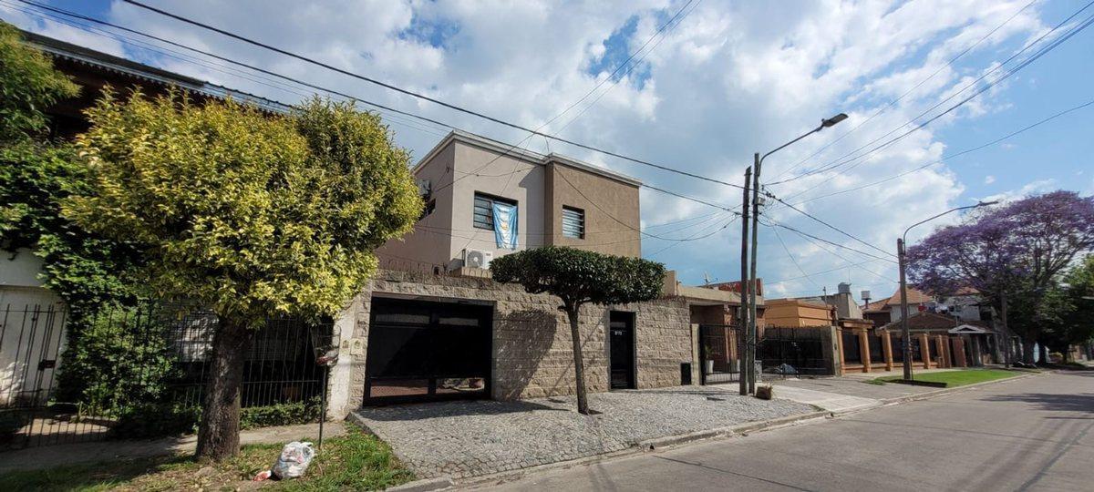 Foto de CASA EN VENTA 4 AMBIENTES BERAZATEGUI, imagen 4