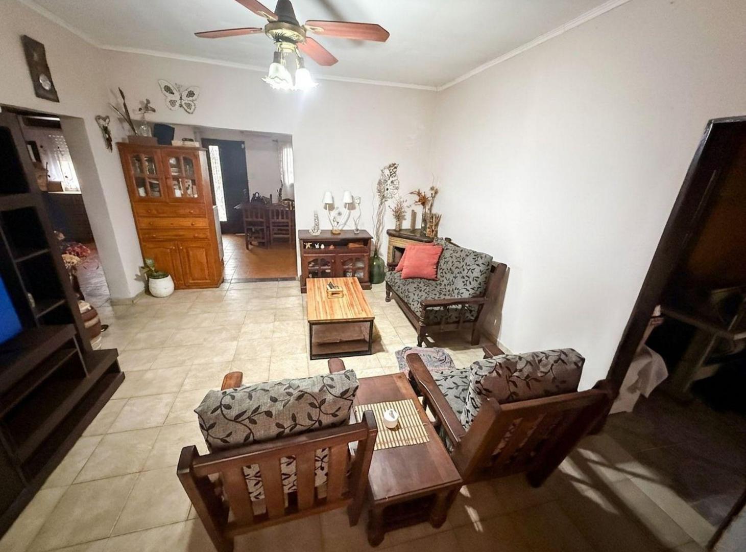 Foto de VENTA CASA EN SOLANO APTA CREDITO, imagen 2
