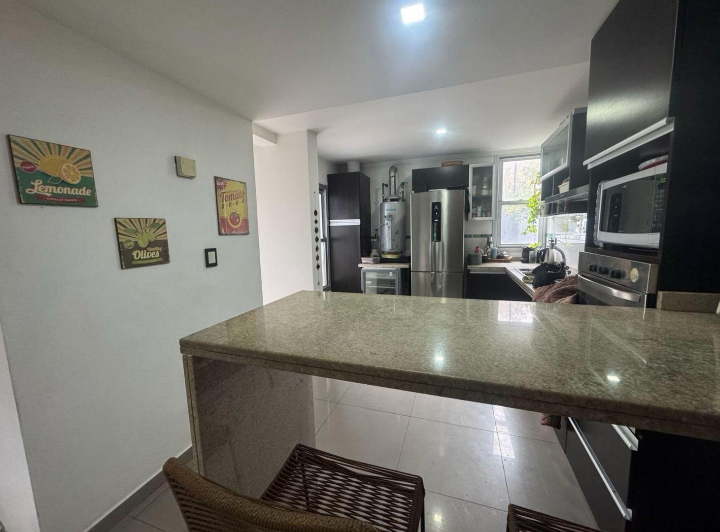 Foto de VENTA CASA 4 AMB CON PILETA EL CARMENCITO, imagen 5
