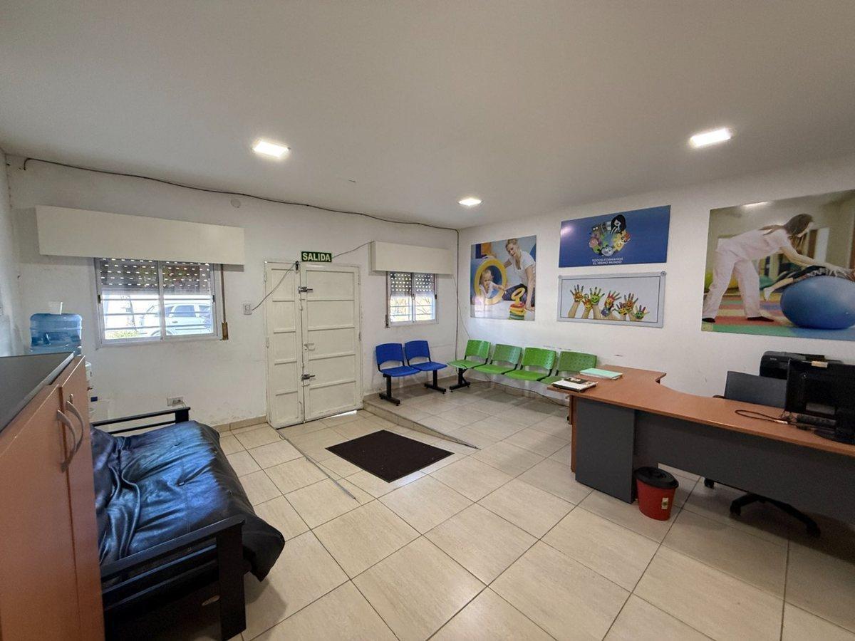 Foto de VENTA CENTRO DE SALUD, imagen 2