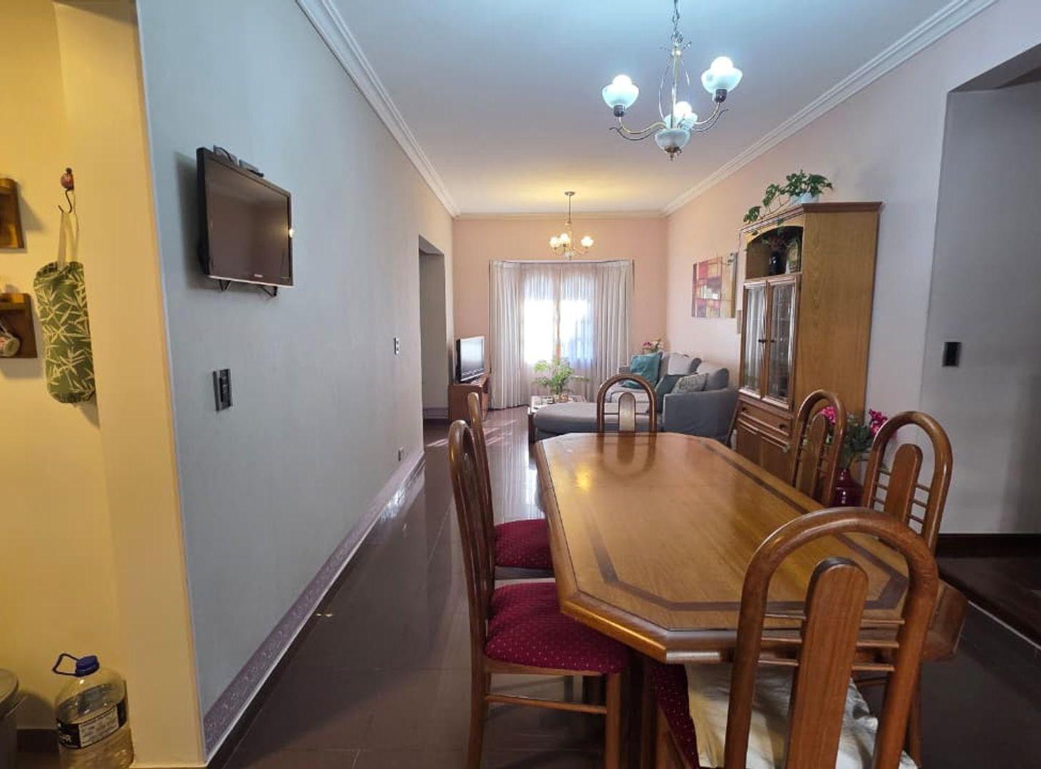 Foto de CASA EN VENTA FLORENCIO VARELA CON OFICINA, imagen 4