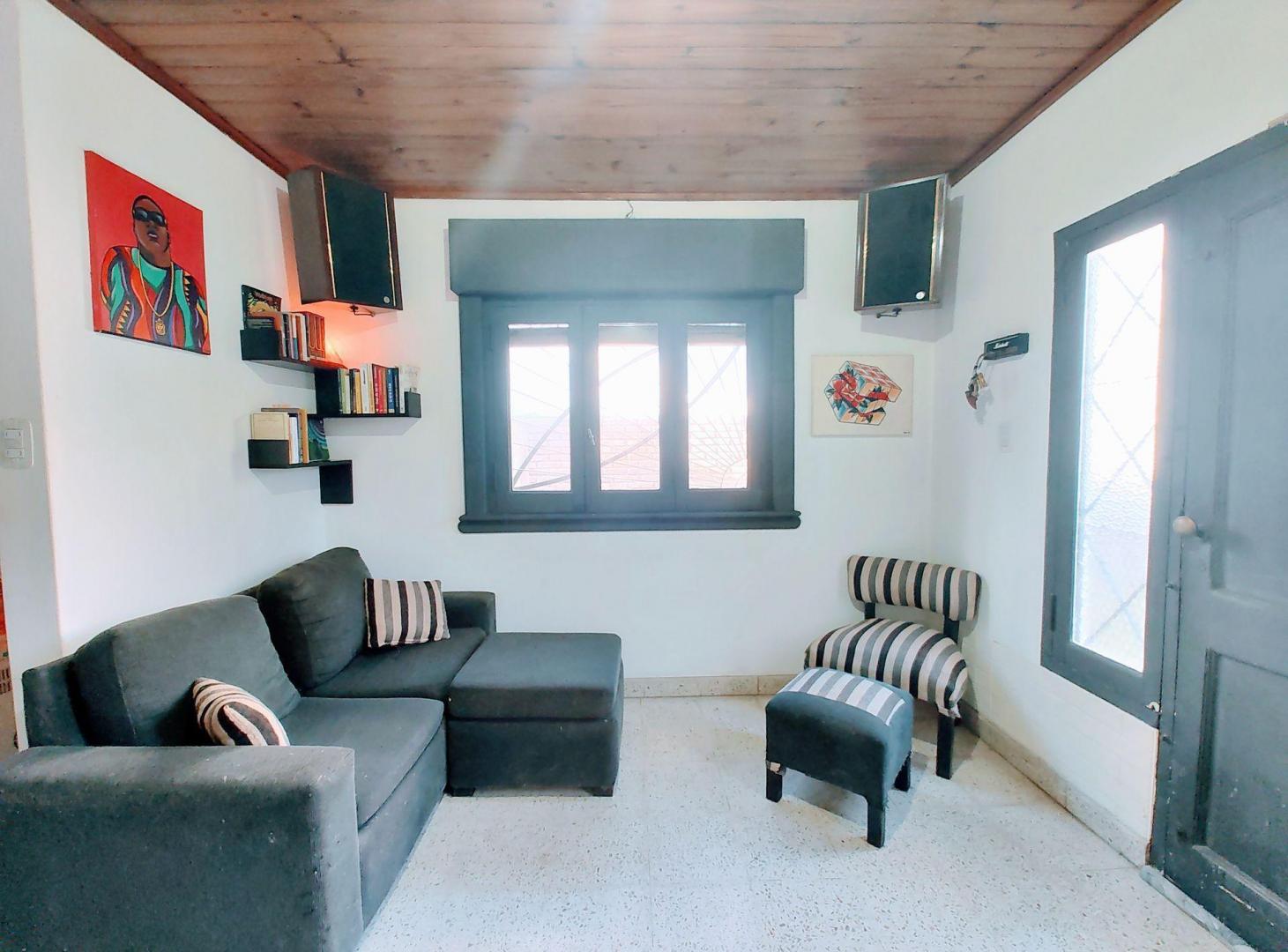 Foto de Venta casa con patio en Quilmes Oeste, imagen 2