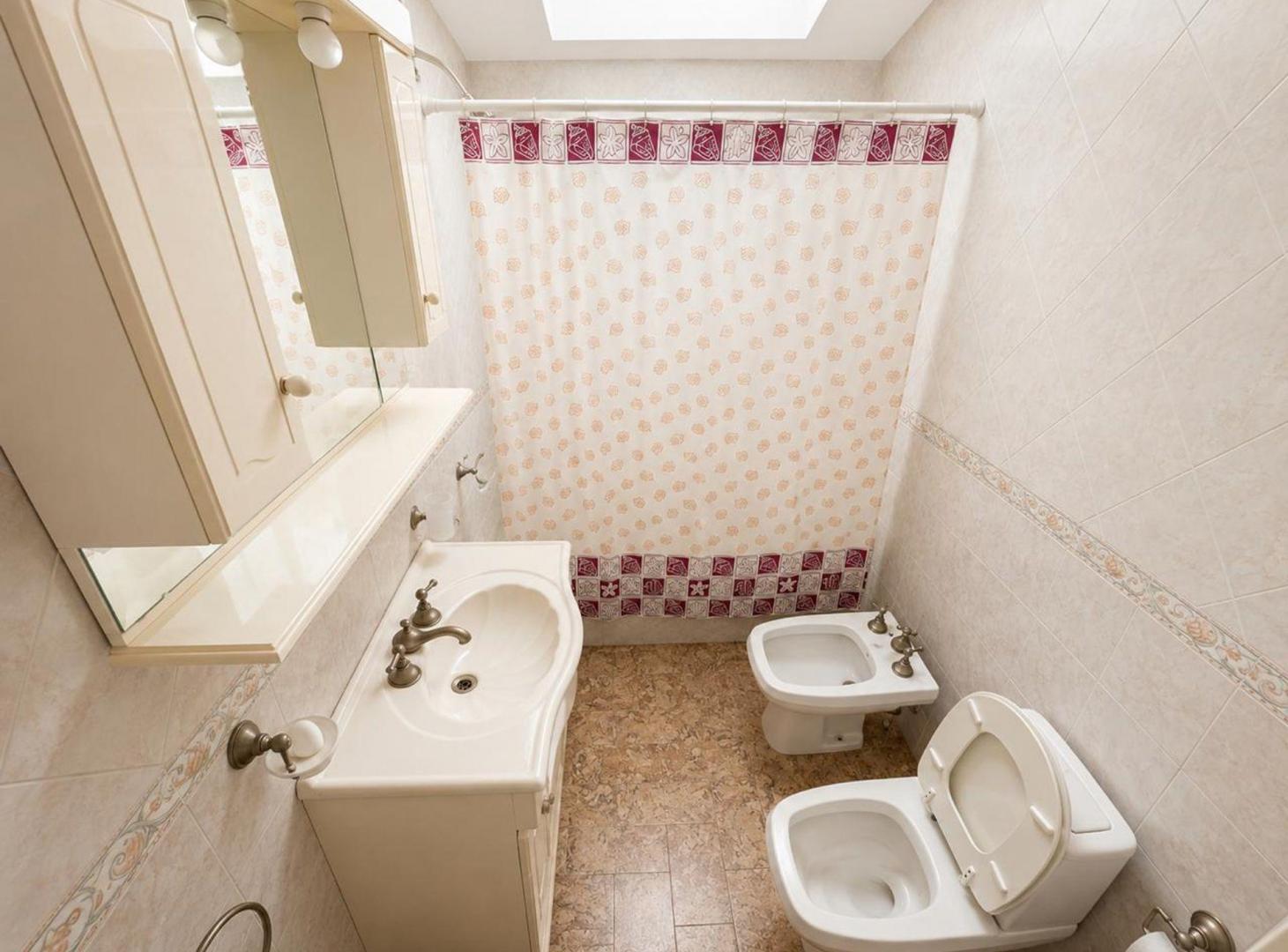 Foto de VENTA CASA APTO CREDITO - FLORENCIO VARELA, imagen 3