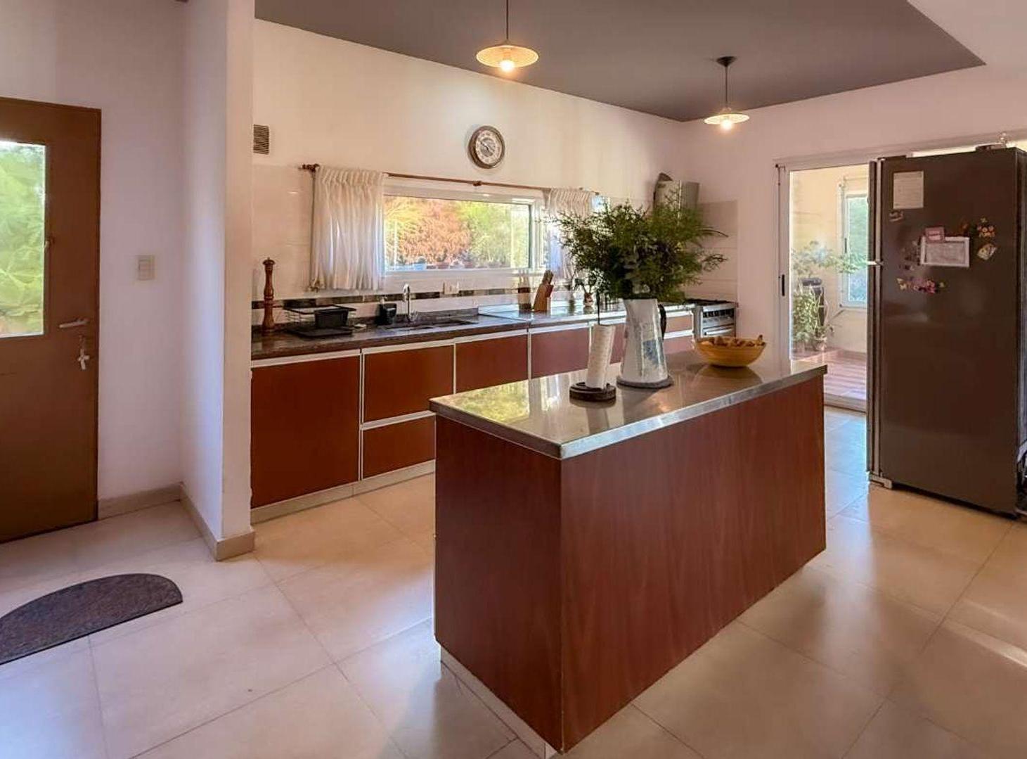 Foto de VENTA CASA NUEVO QUILMES BARRIO CERRADO, imagen 2