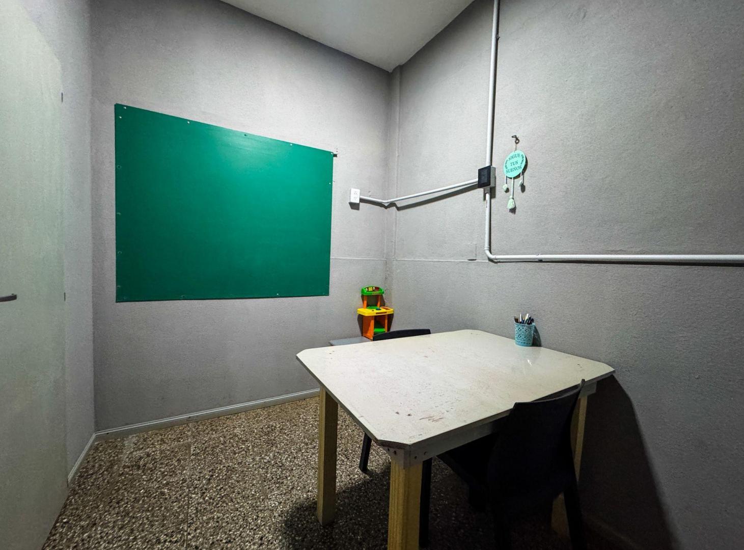Foto de VENTA PROPIEDAD 4 AMBIENTES C/PATIO EN SOLANO, imagen 1