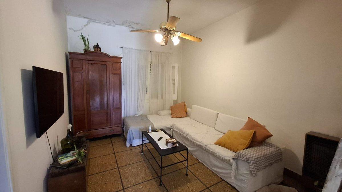 Foto de VENTA CASA 4 AMBIENTES COCHERA WILDE AVELLANEDA, imagen 1