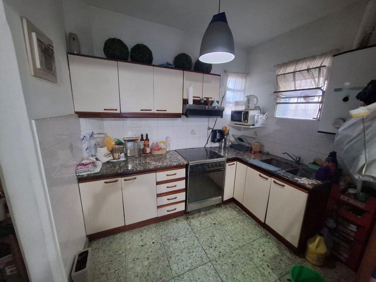 Foto de VENTA PH al frente, 3 amb. patio terraza. Bernal, imagen 1