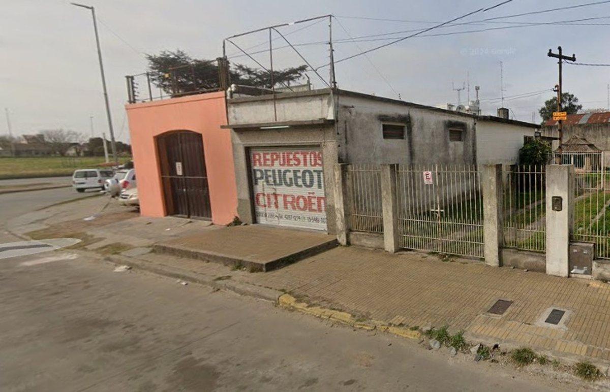 Foto de VENTA DE LOCAL COMERCIAL CRUCE VARELA, imagen 1