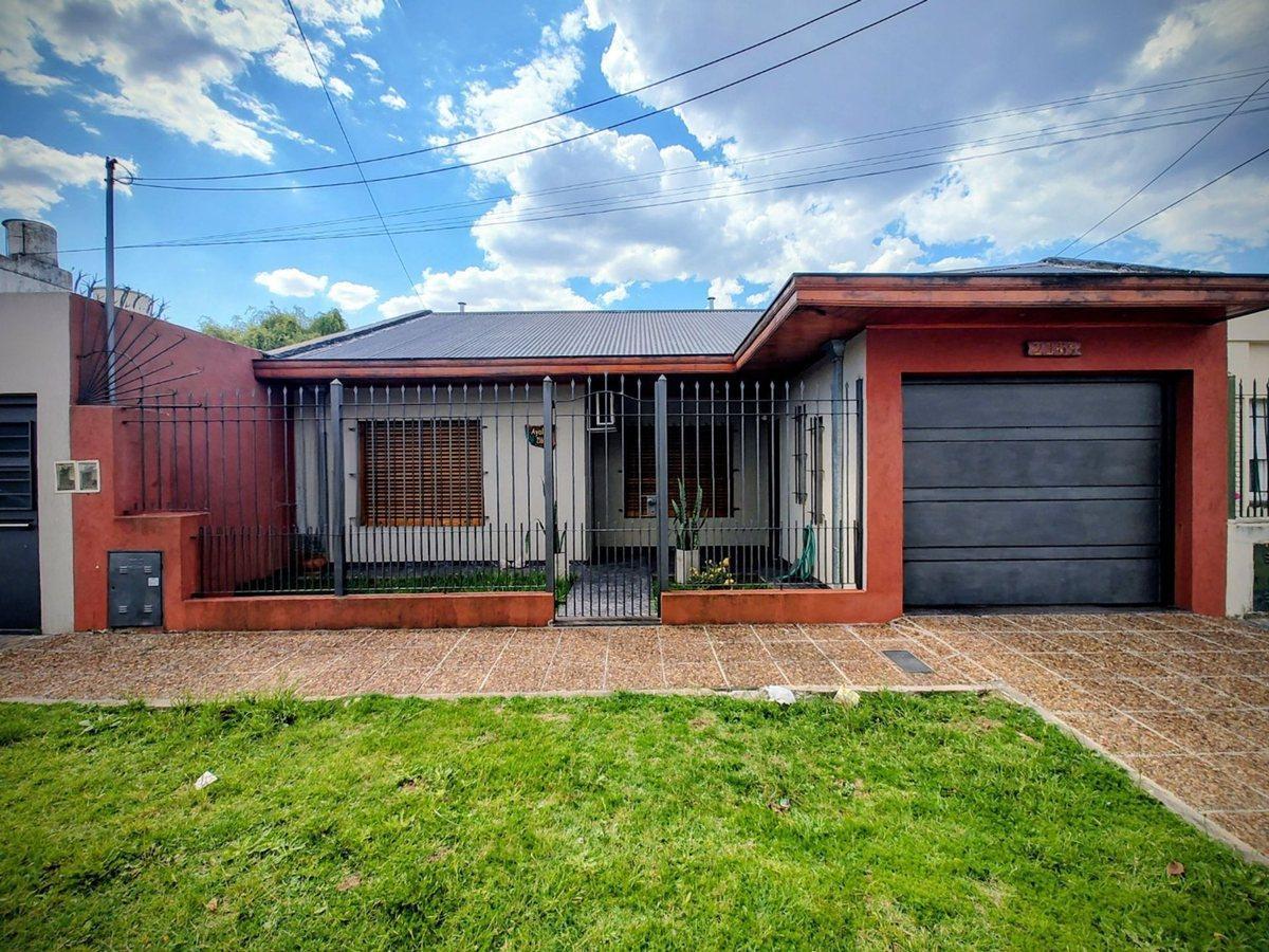 Foto de Casa 3 amb en Quilmes Oeste con Parque y Cochera, imagen 4