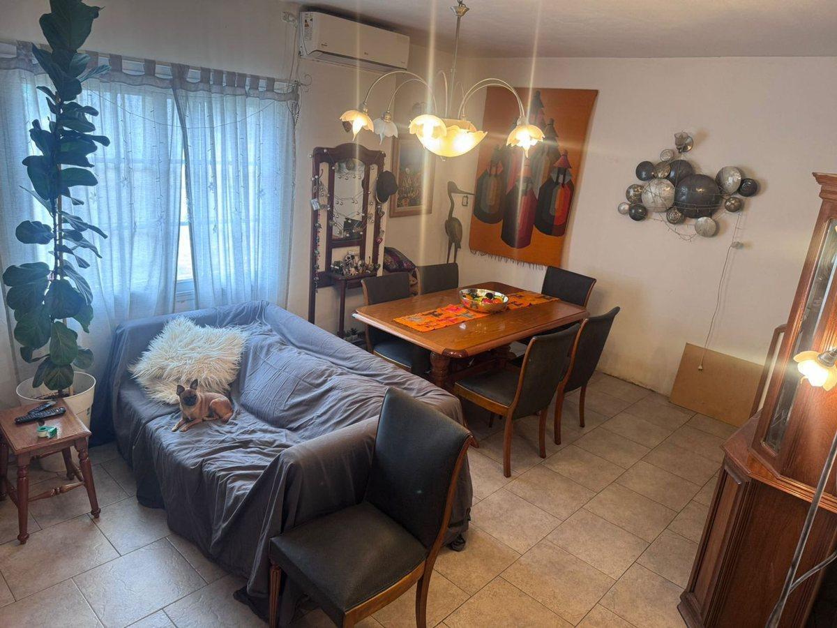 Foto de Casa en venta 3 ambientes Duplex Quilmes, imagen 1