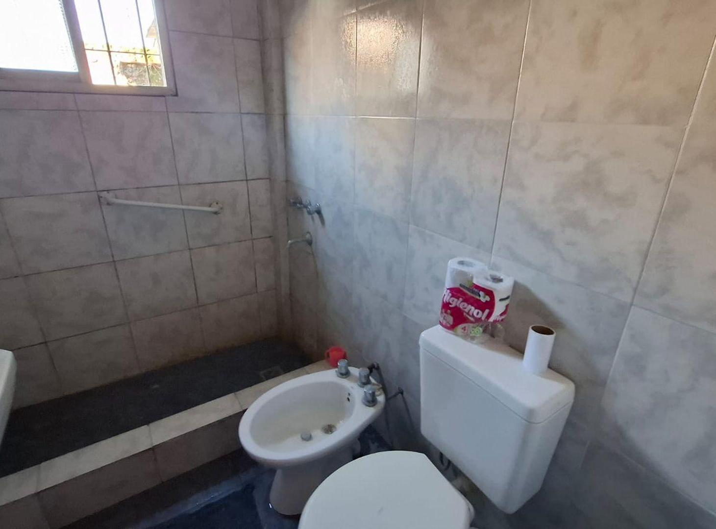 Foto de VENTA PH 3 AMBIENTES BERAZATEGUI, imagen 5
