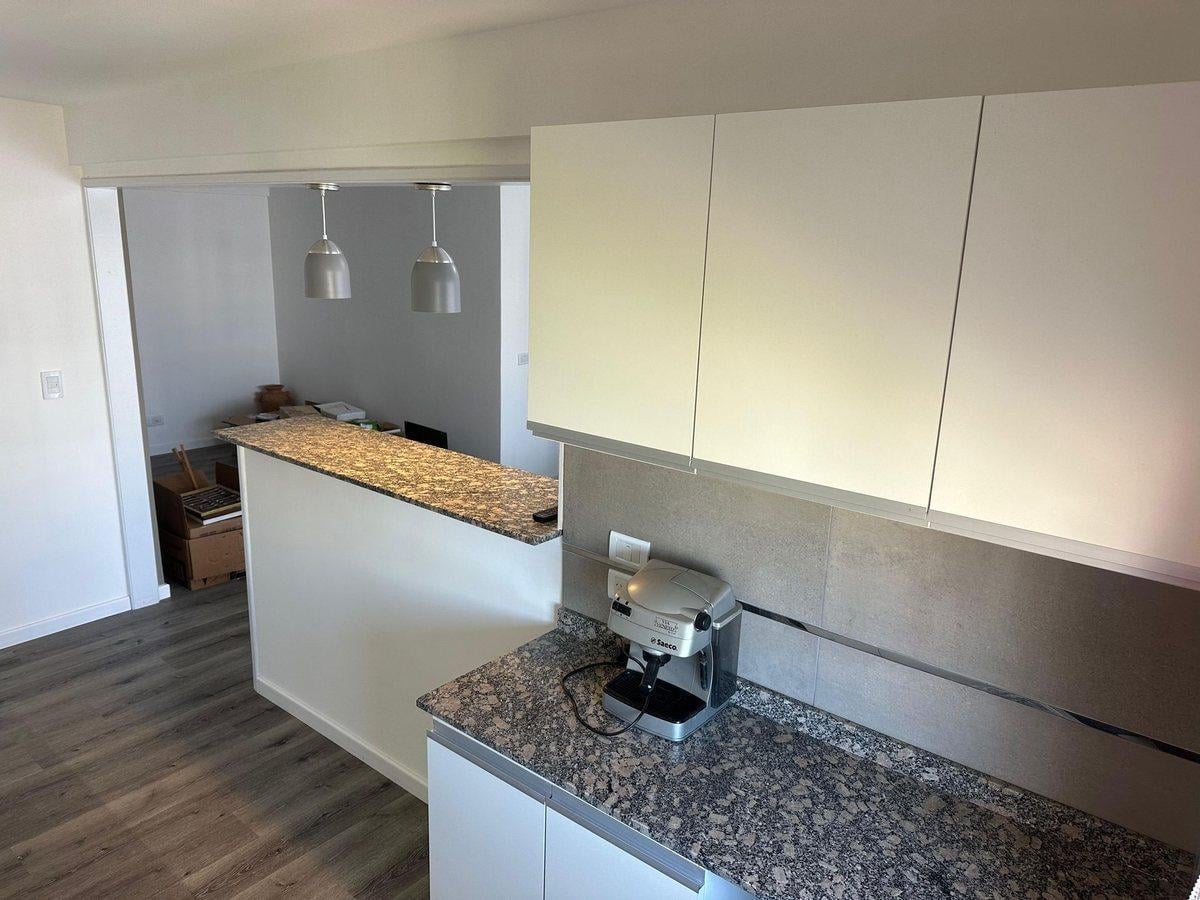 Foto de VENTA DEPARTAMENTO 2 AMBIENTES CON BALCON, imagen 3