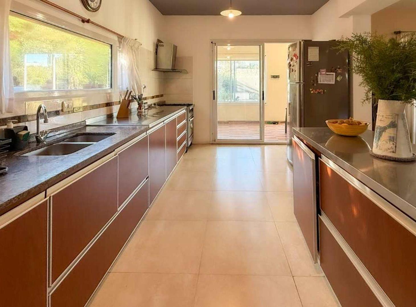 Foto de VENTA CASA NUEVO QUILMES BARRIO CERRADO, imagen 5