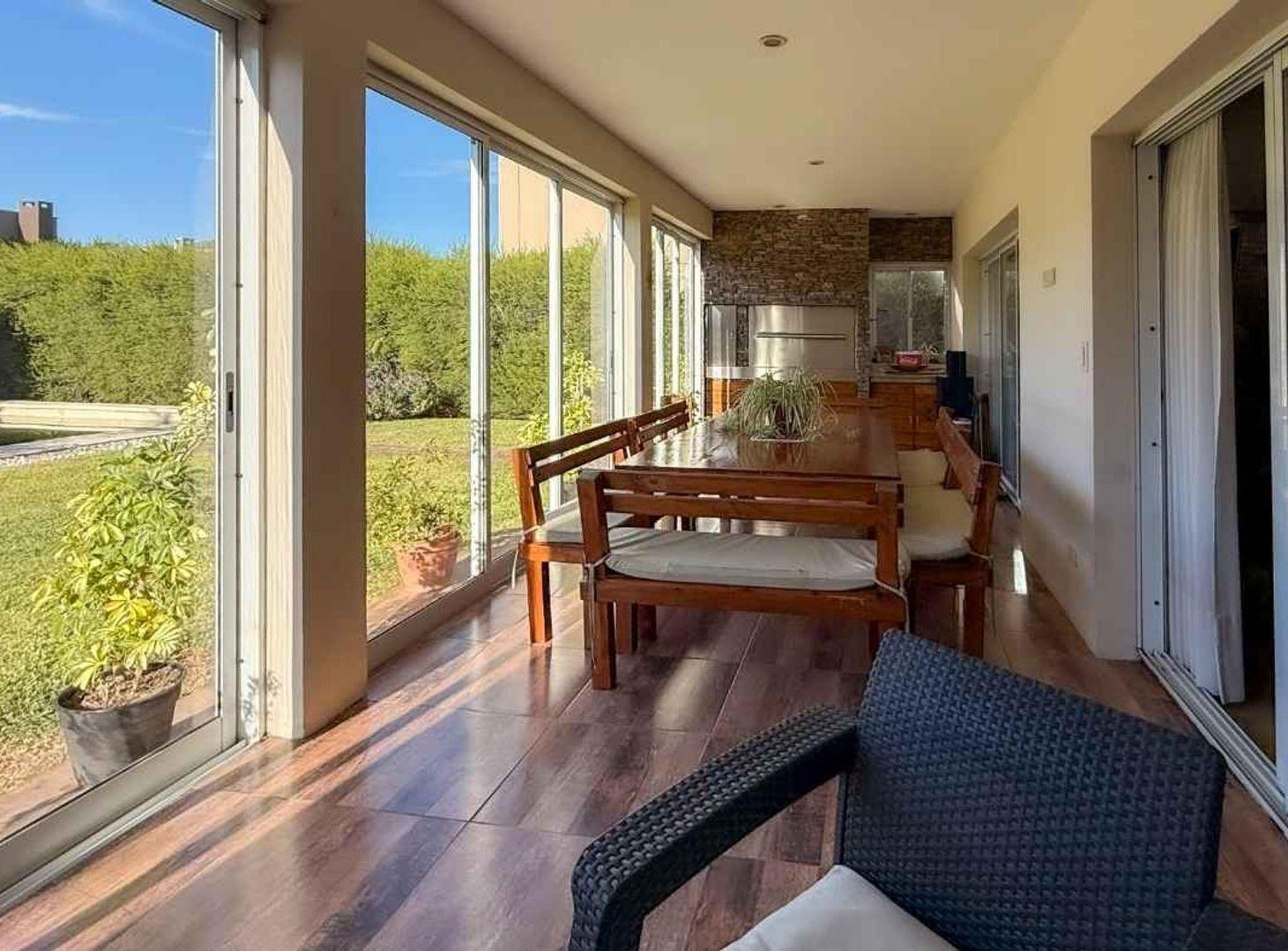 Foto de VENTA CASA NUEVO QUILMES BARRIO CERRADO, imagen 2