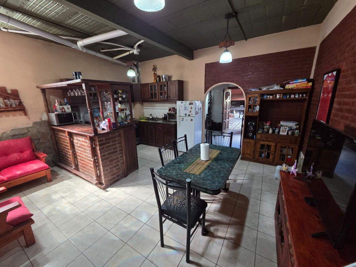 Foto de VENTA DUPLEX 4 AMBIENTES CON COCHERA QUILMES OESTE, imagen 3