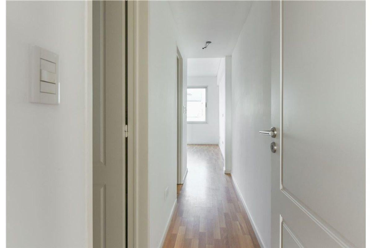 Foto de VENTA DEPARTAMENTO 3 AMB COCHERA BAULERA BERNAL, imagen 5
