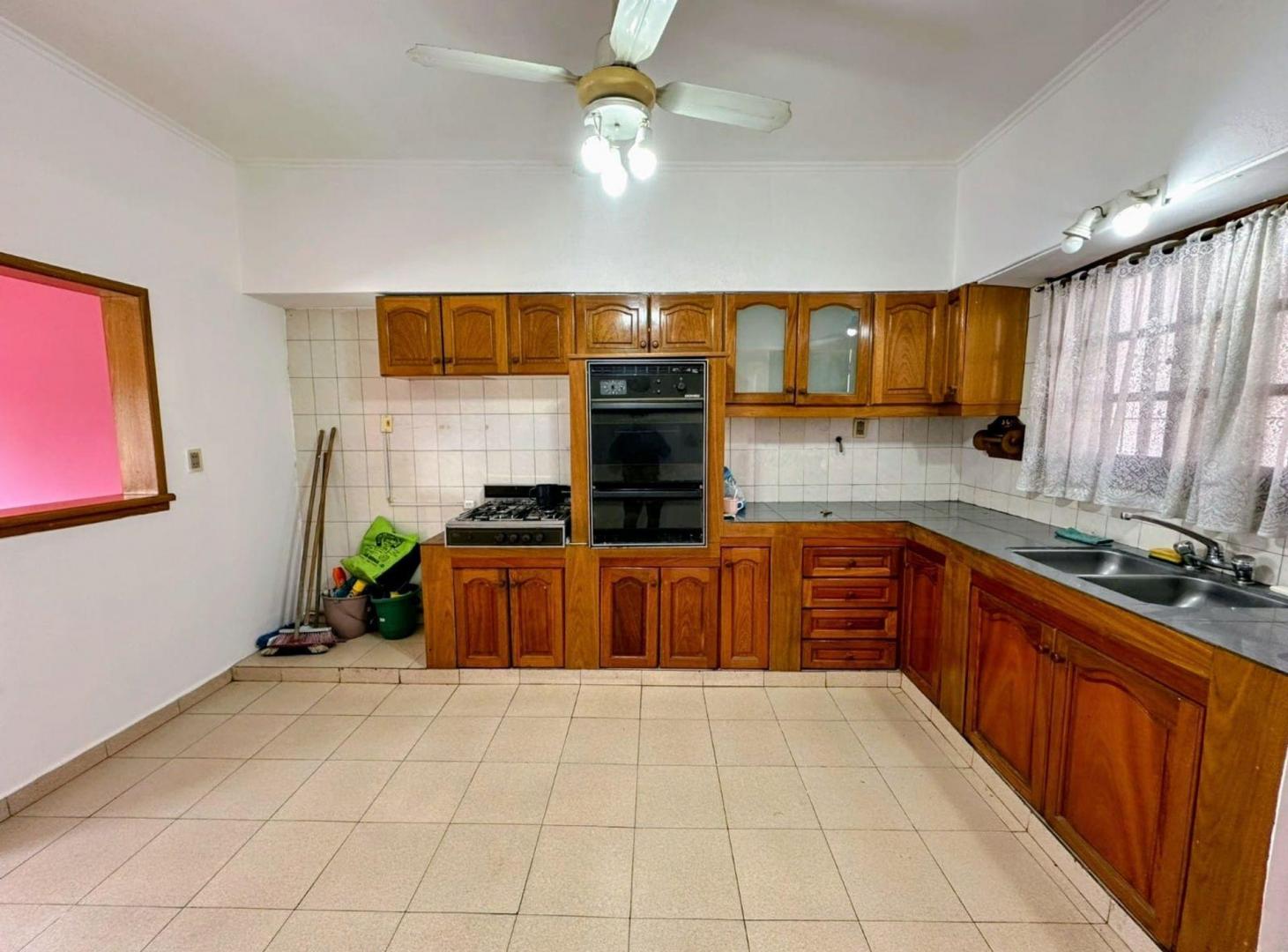 Foto de ALQUILER CASA 3 AMB P. ALTA GARAJE Y PATIO QUILMES, imagen 2