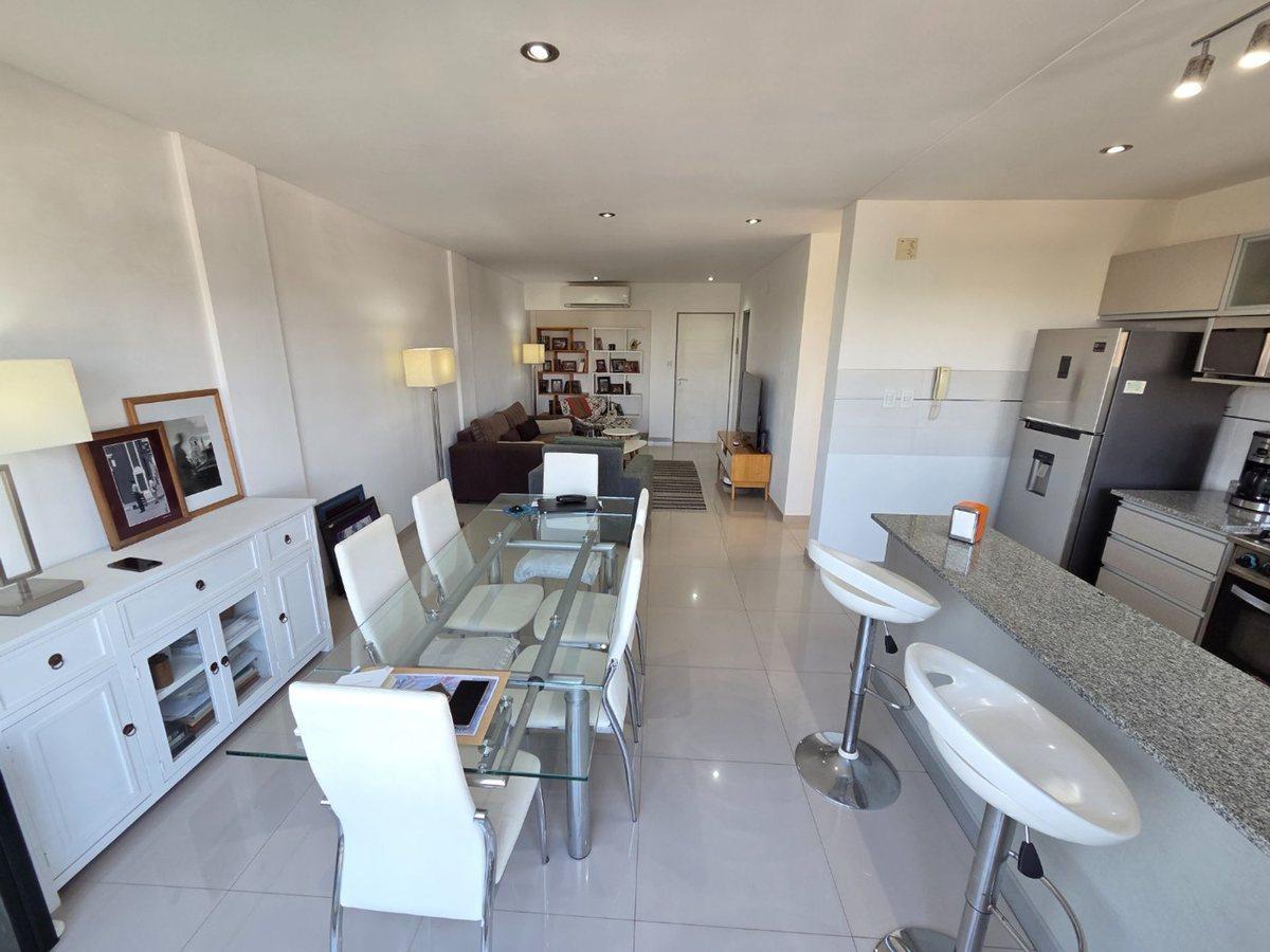 Foto de VENTA DEPARTAMENTO 3 AMB. DOBLE COCHERA QUILMES, imagen 4