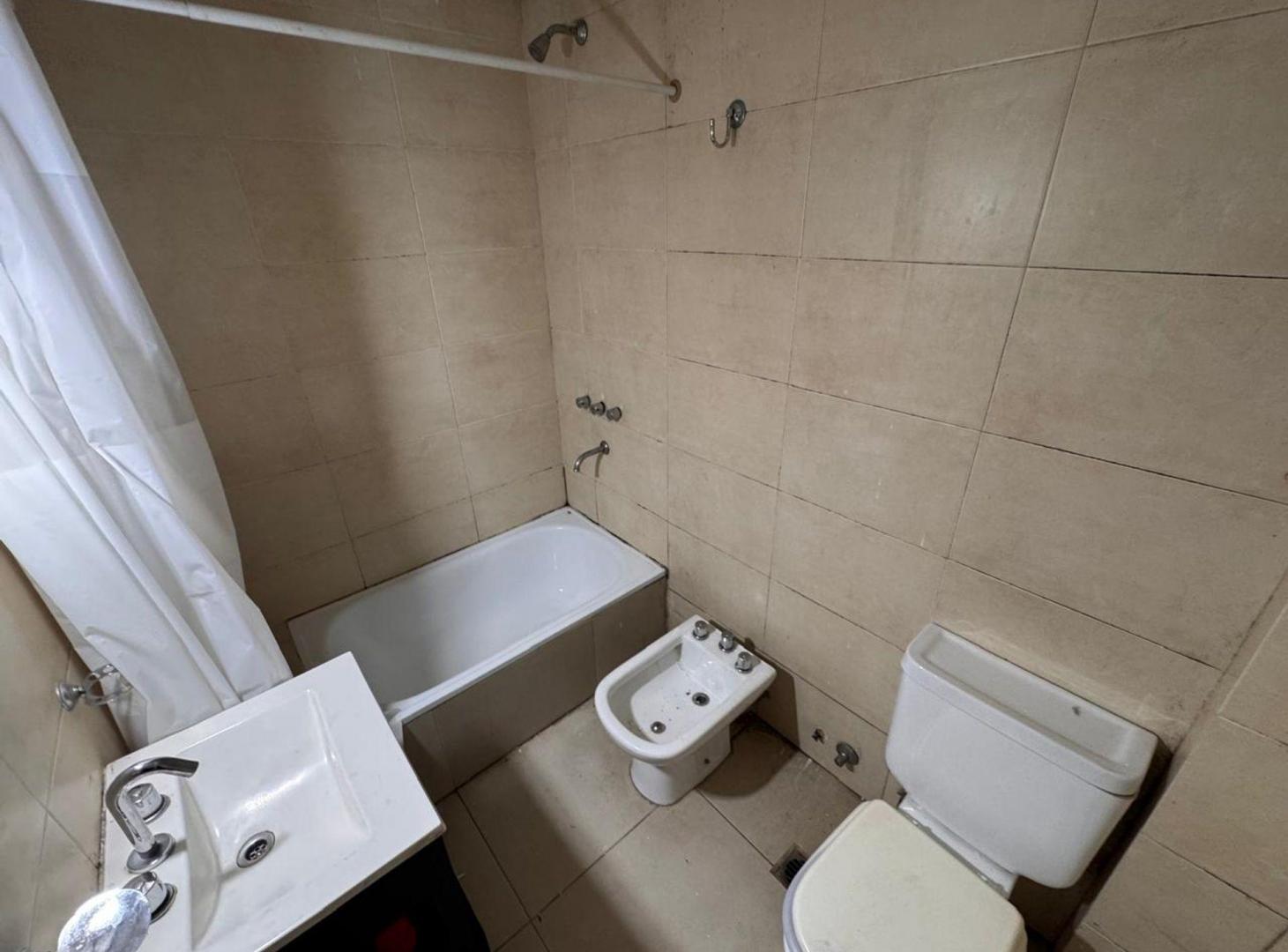 Foto de ALQUILER DUPLEX 3 AMBIENTES QUILMES OESTE, imagen 5