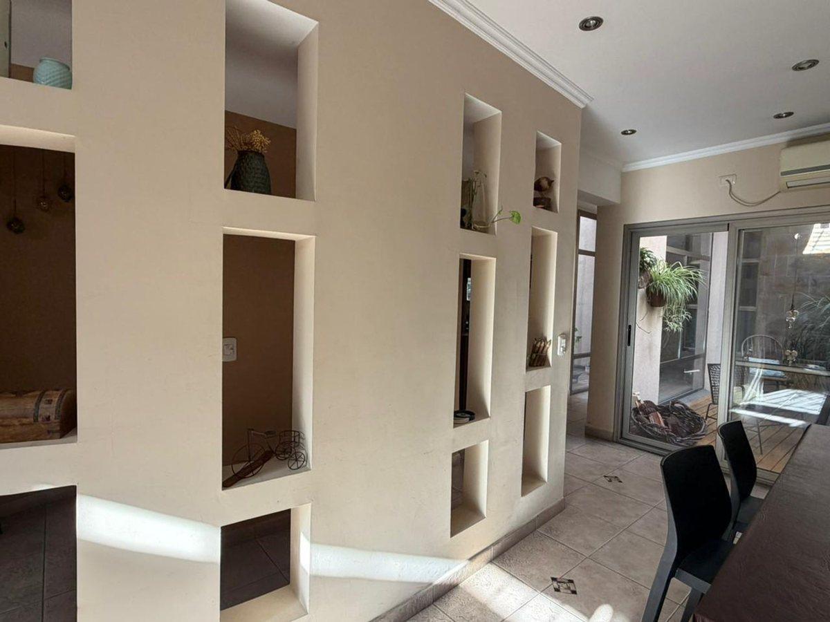 Foto de VENTA CASA 4 AMBIENTES BERAZATEGUI APTA CREDITO, imagen 5