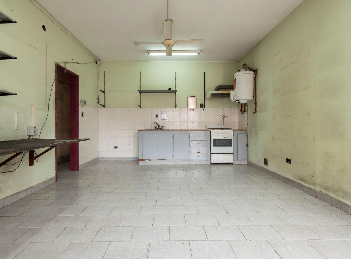 Foto de Venta Casa 5 ambientes en Quilmes, imagen 3