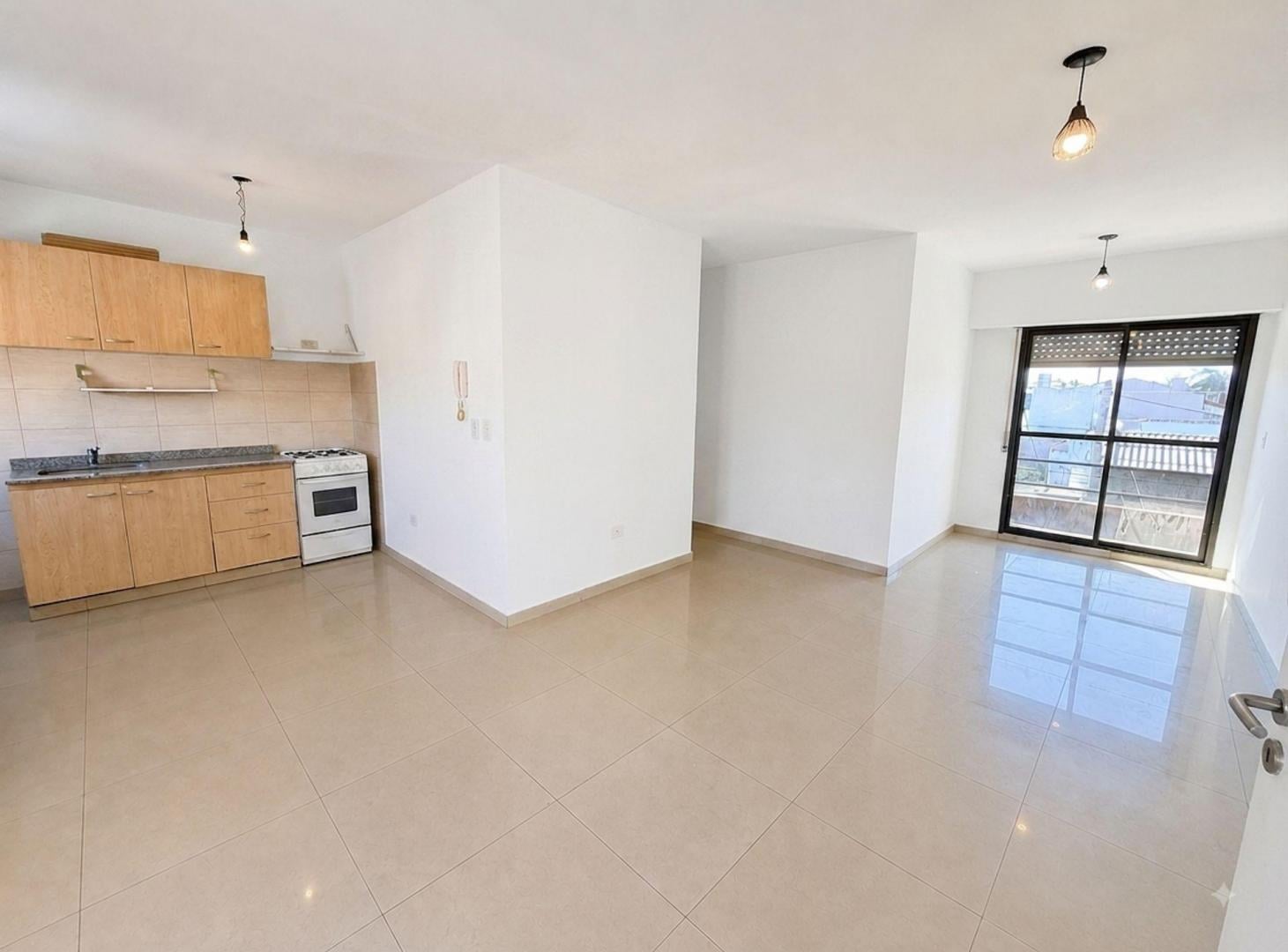 Foto de Alquiler en Bernal 3 ambientes- balcon y cochera, imagen 5