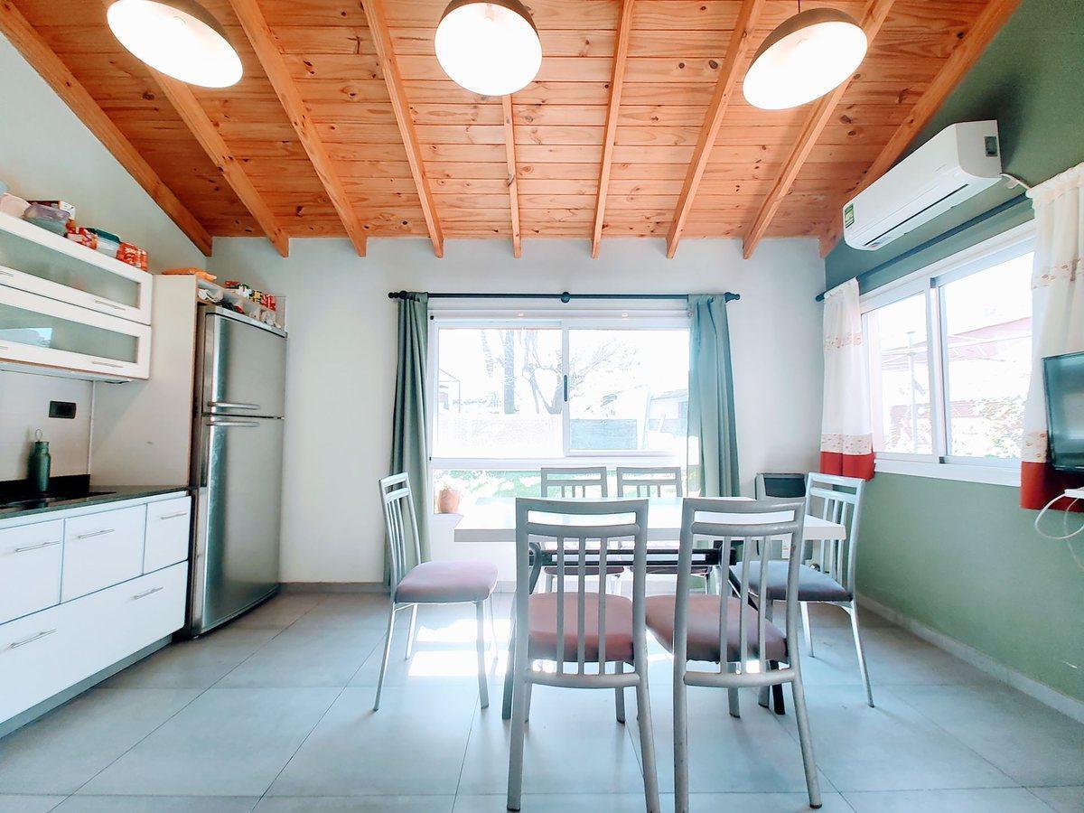 Foto de Casa 5 amb en Quilmes Oeste c patio ACEPTA PERMUTA, imagen 4