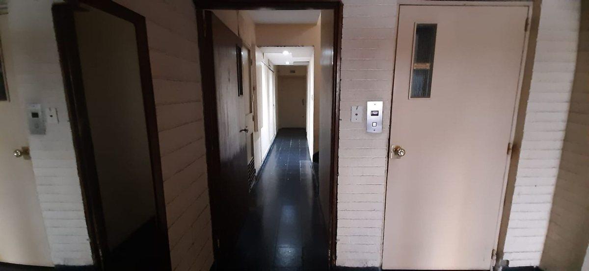 Foto de VENTA DEPARTAMENTO TRES AMBIENTES EN CABALLITO, imagen 2