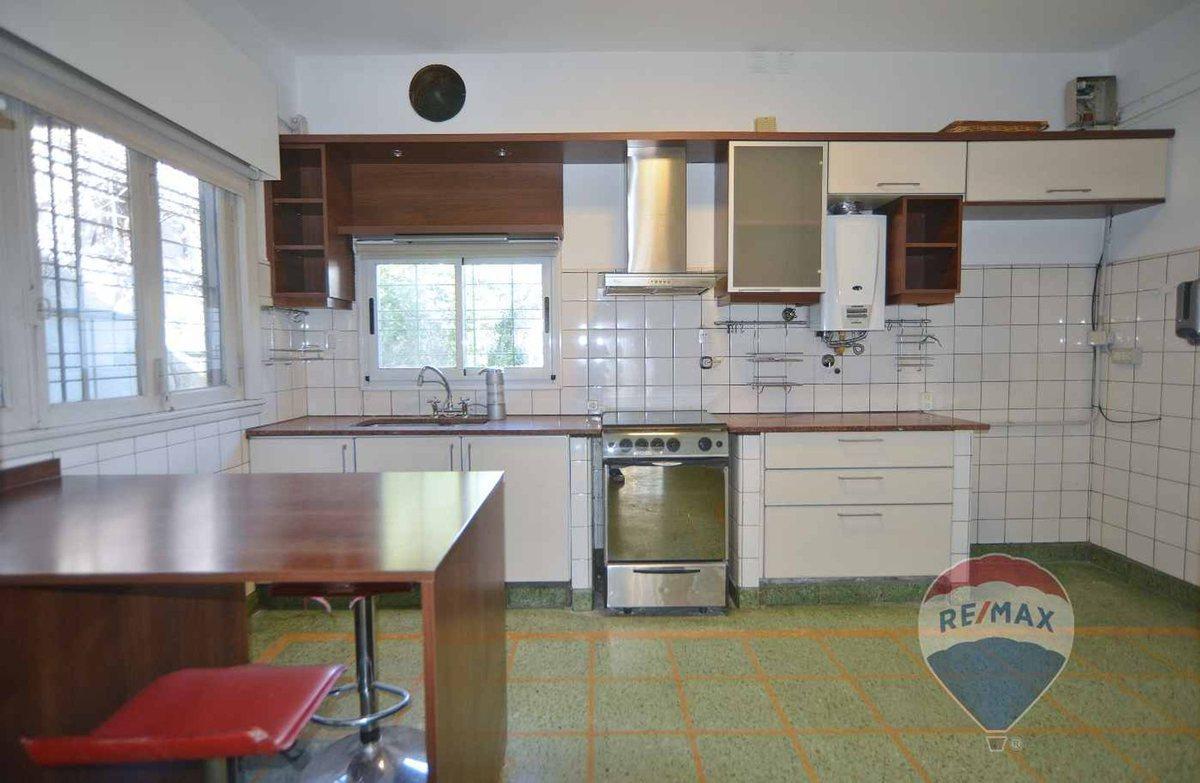 Foto de VENTA CASA 3 DORMITORIOS Y GARAGE APTO CREDITO, imagen 4