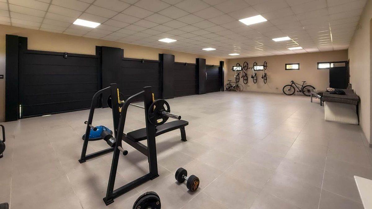 Foto de Venta casa Chascomus 6 ambientes Pileta, imagen 4