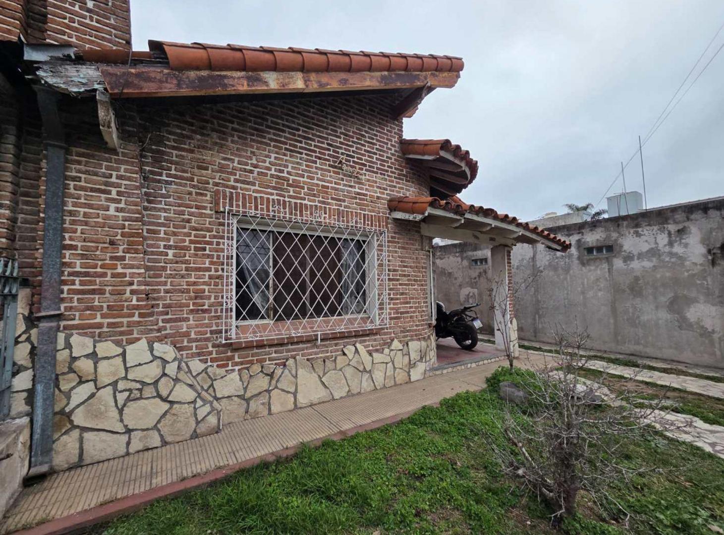 Foto de VENTA CASA 3 AMBIENTES A RECICLAR QUILMES OESTE, imagen 3