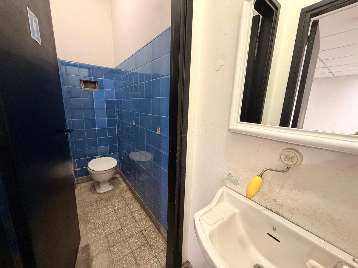Foto de VENTA LOCAL COMERCIAL RECOLETA FACUl. ODONTOLOGIA, imagen 1