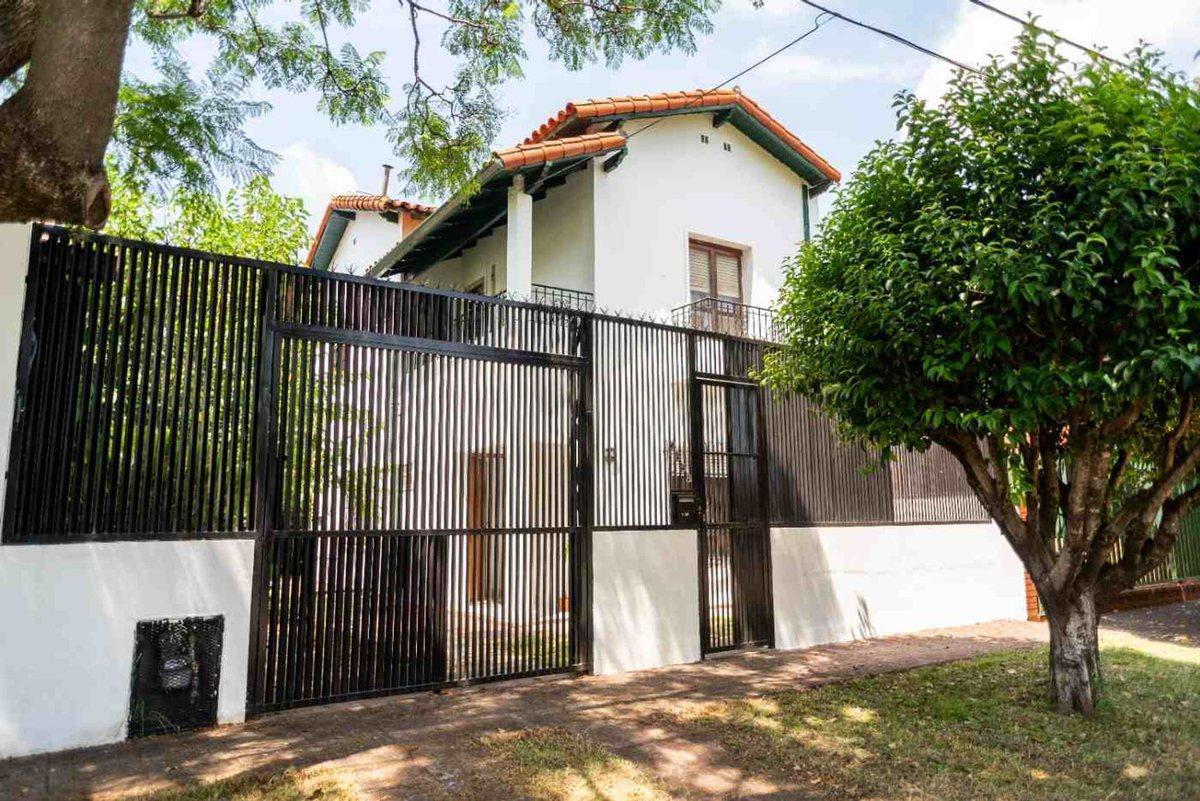 Foto de VENTA CASA 3 AMB JARDIN DON BOSCO QUILMES, imagen 2