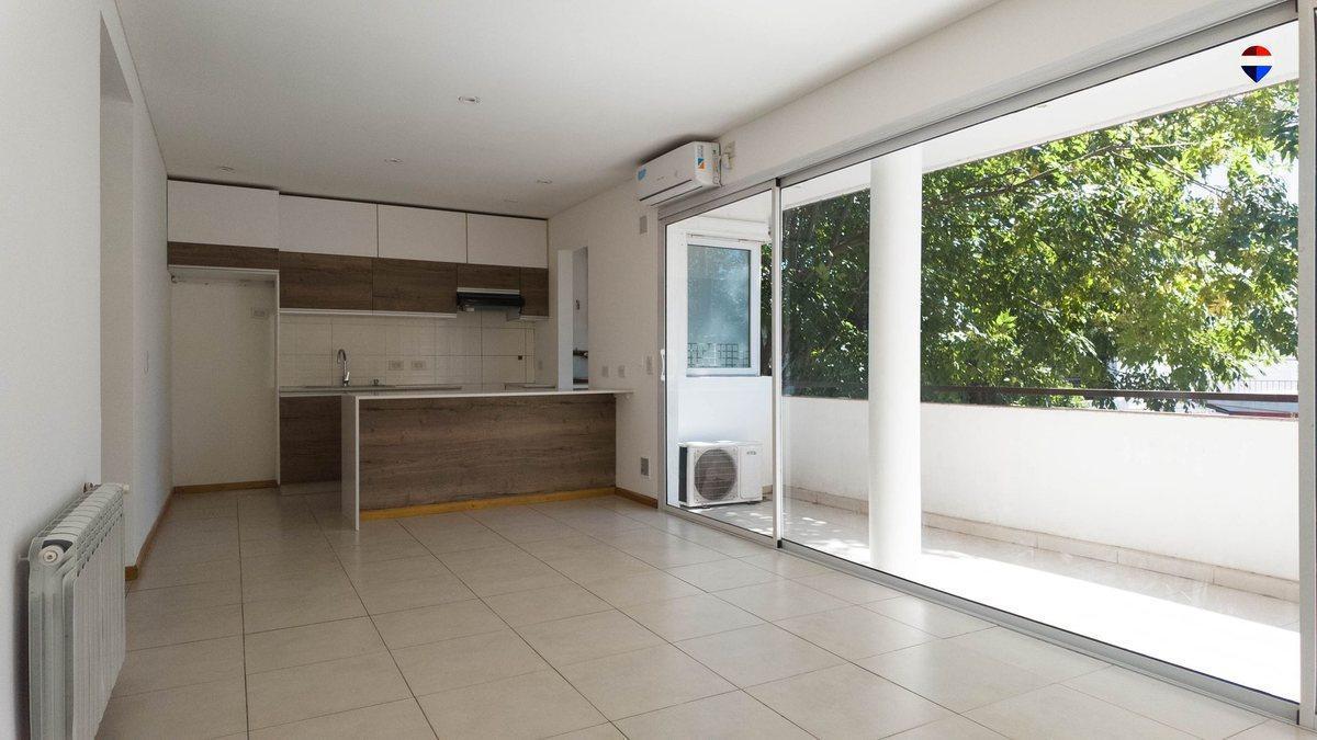Foto de VENTA DEPARTAMENTO 4 AMBIENTES QUILMES, imagen 2