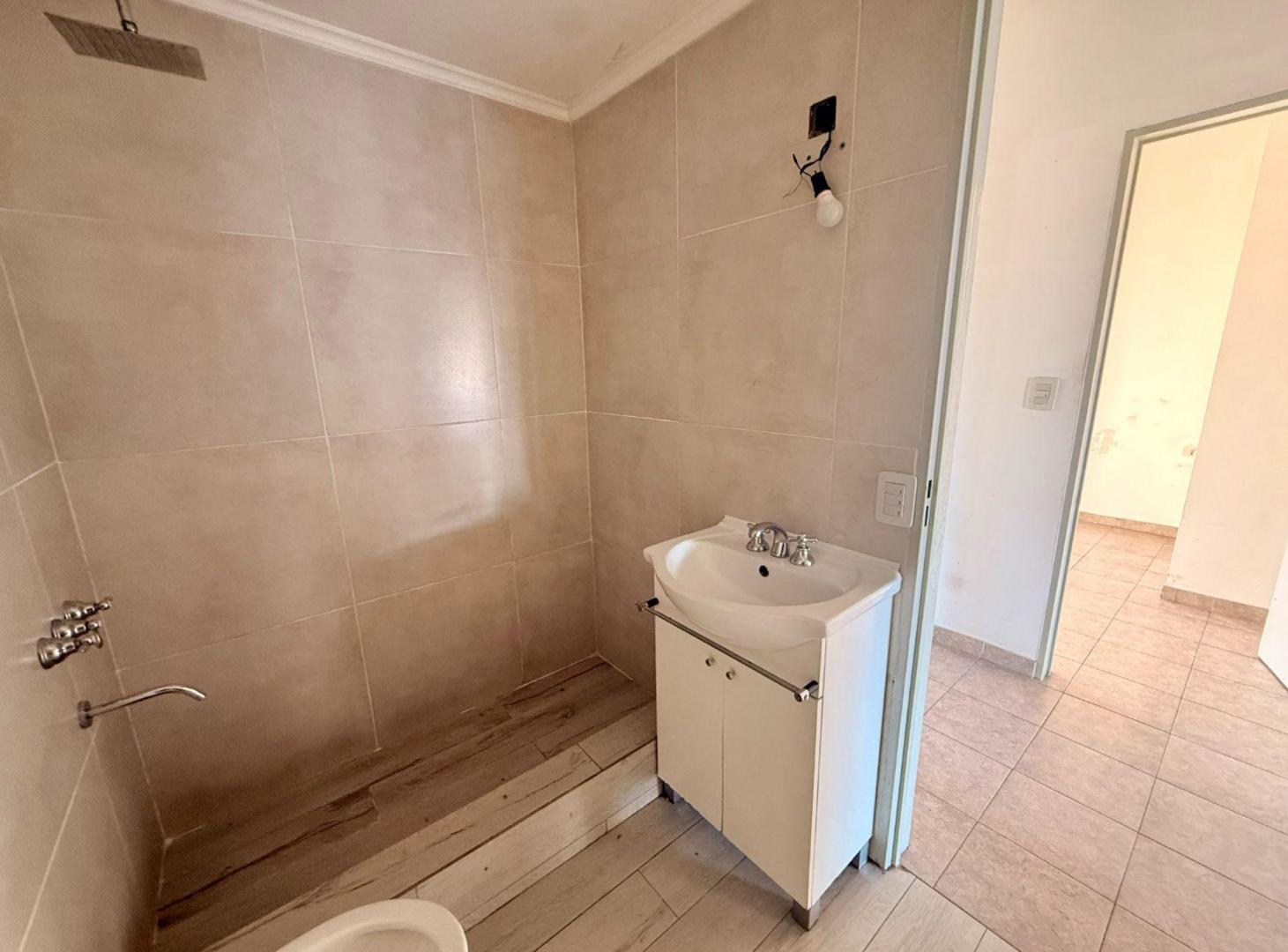 Foto de VENTA DEPTO 3 AMB PARQUE CHACABUCO CABA, imagen 5