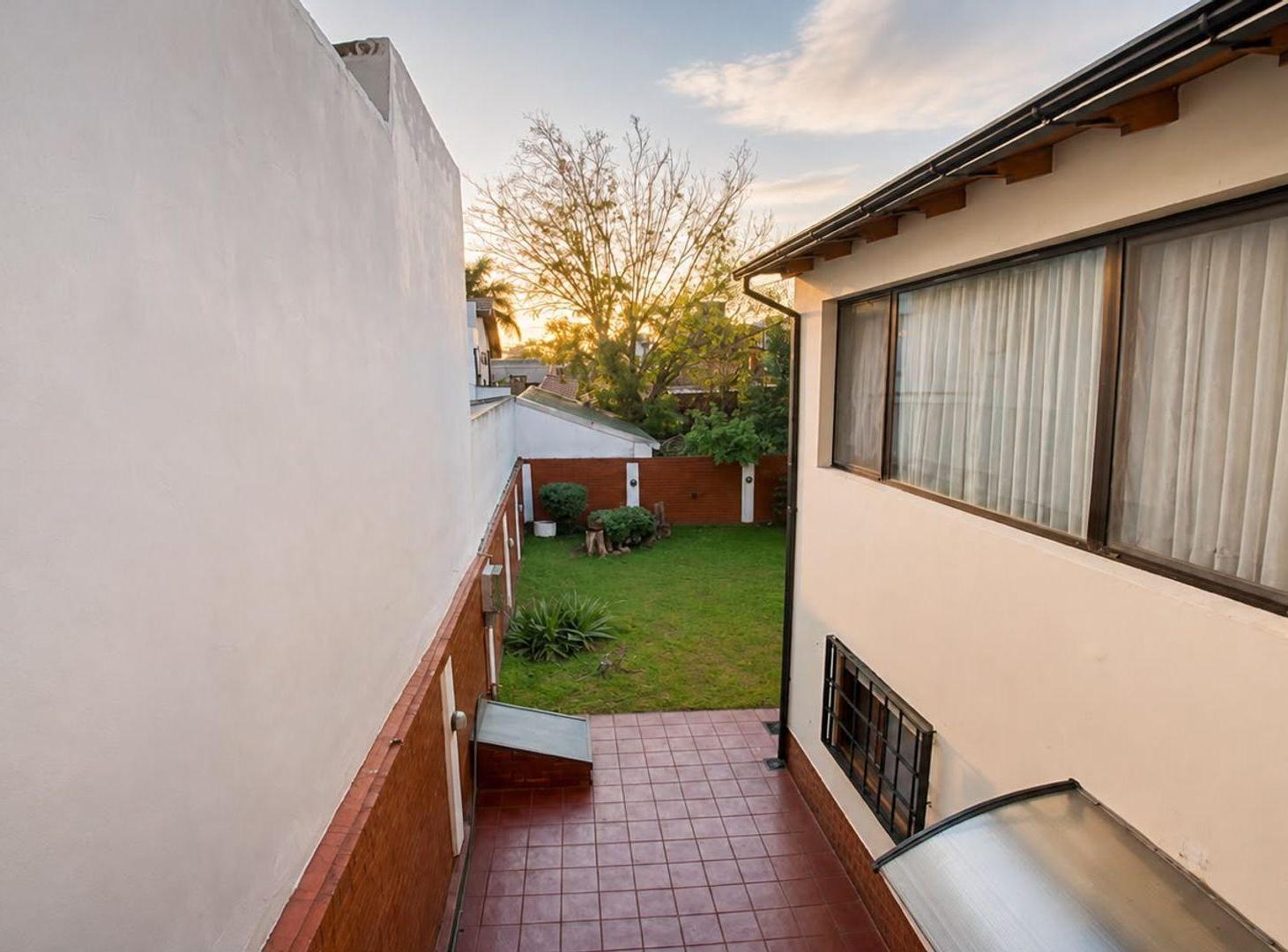 Foto de OPORTUNIDAD CASA QUILMES 2 LOTES, imagen 4