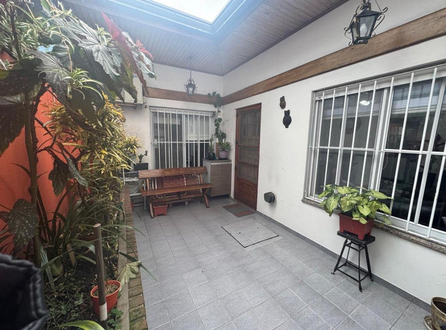 Foto de VENTA PH TIPO CASA 3 AMB WILDE, imagen 1