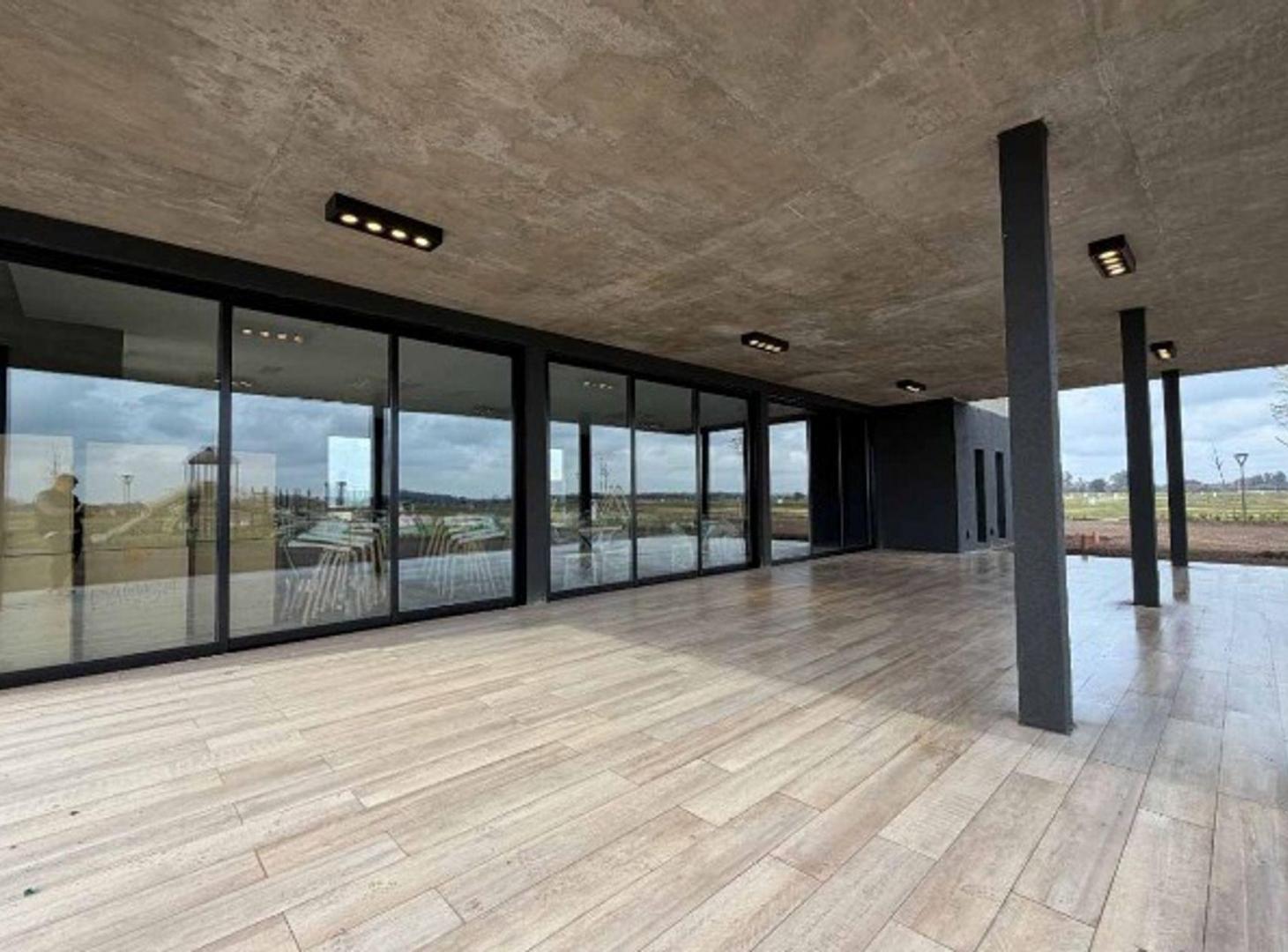 Foto de VENTA O PERMUTA LOTE EN DAMASIA AL SUR CANNING, imagen 1