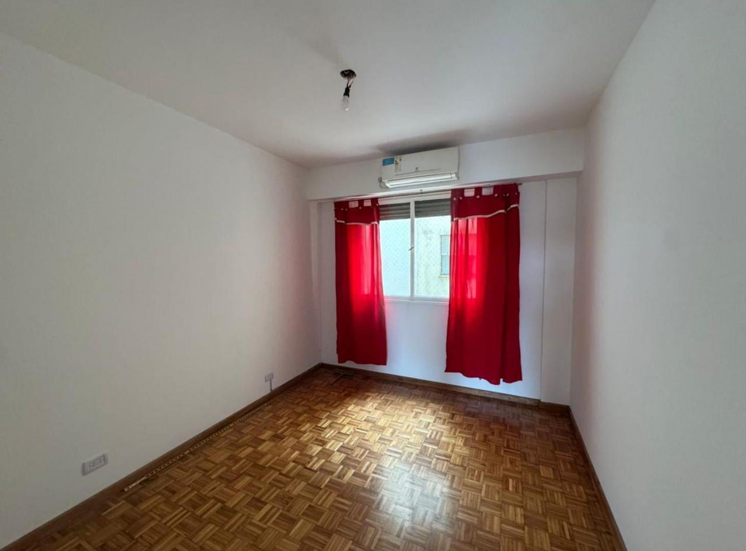 Foto de ALQUILER DEPARTAMENTO 2 AMBIENTES EN OLIVOS, imagen 2