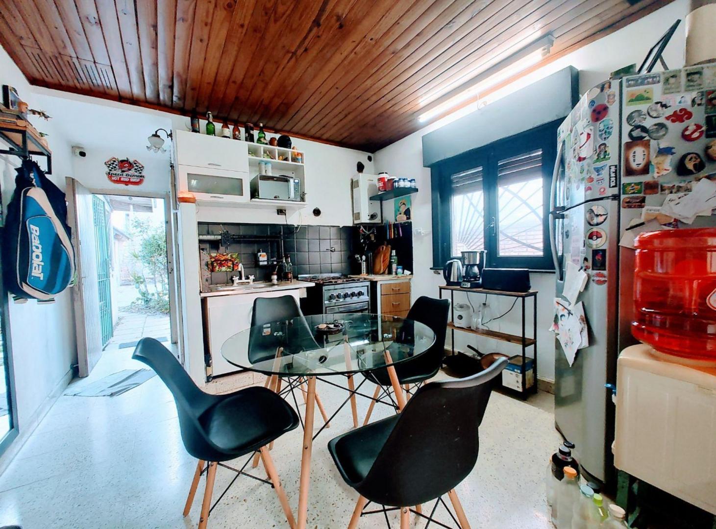 Foto de Venta casa con patio en Quilmes Oeste, imagen 2