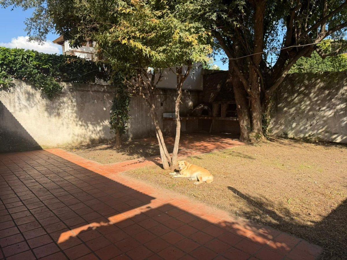 Foto de CASA BERNAL 4 AMBIENTES APTA CREDITO, imagen 4