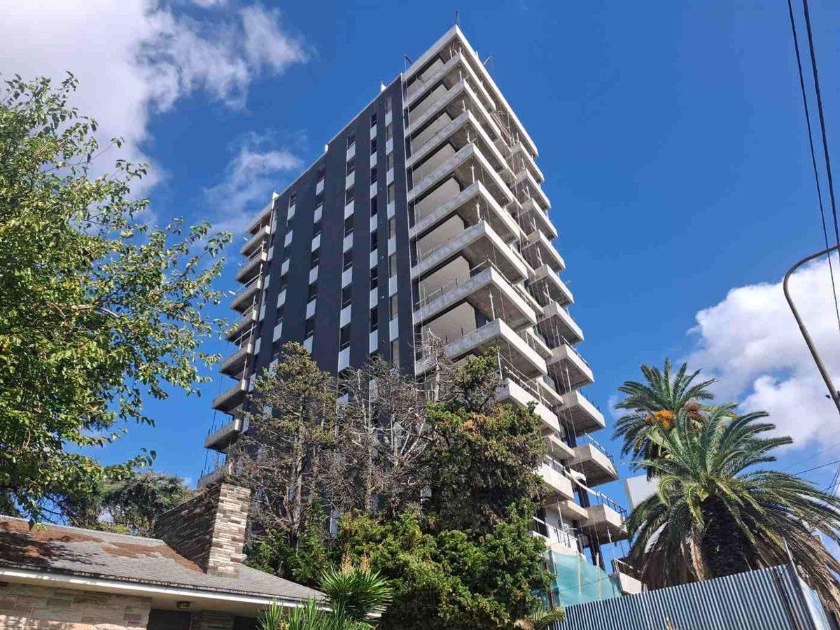 Foto de VENTA Dos amb. Piso 12 FRENTE. Quilmes., imagen 1