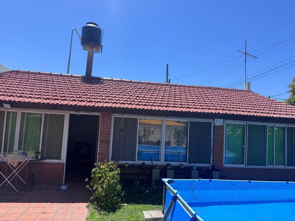 Foto de Casa en venta 4 ambientes Berazategui, imagen 1