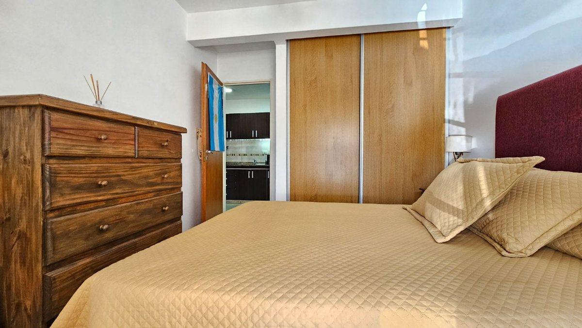 Foto de VENTA DEPARTAMENTO 2 AMBIENTES CON COCHERA BERNAL, imagen 3