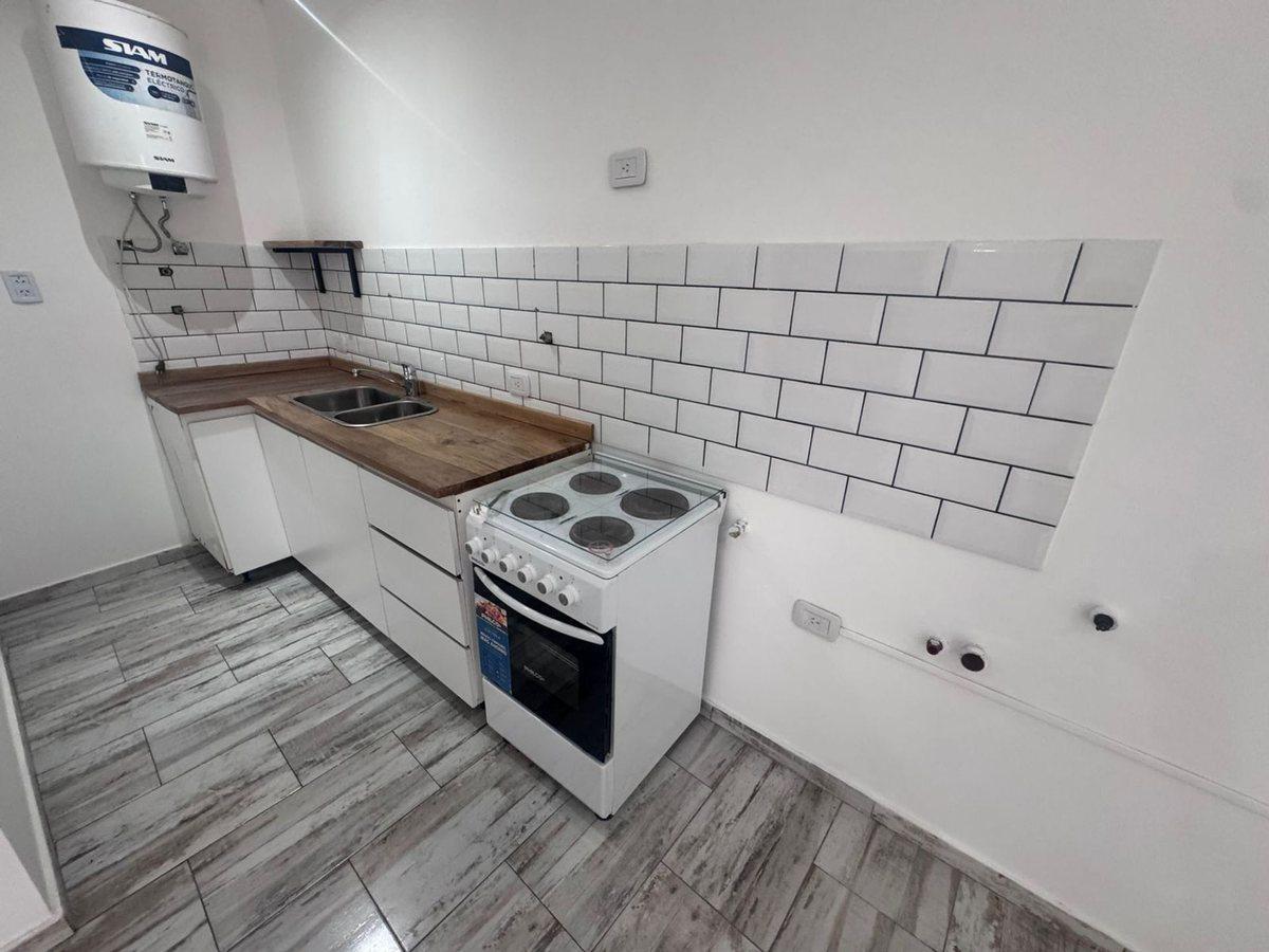 Foto de Venta PH Refaccionado Nuevo 2 ambientes Quilmes, imagen 1