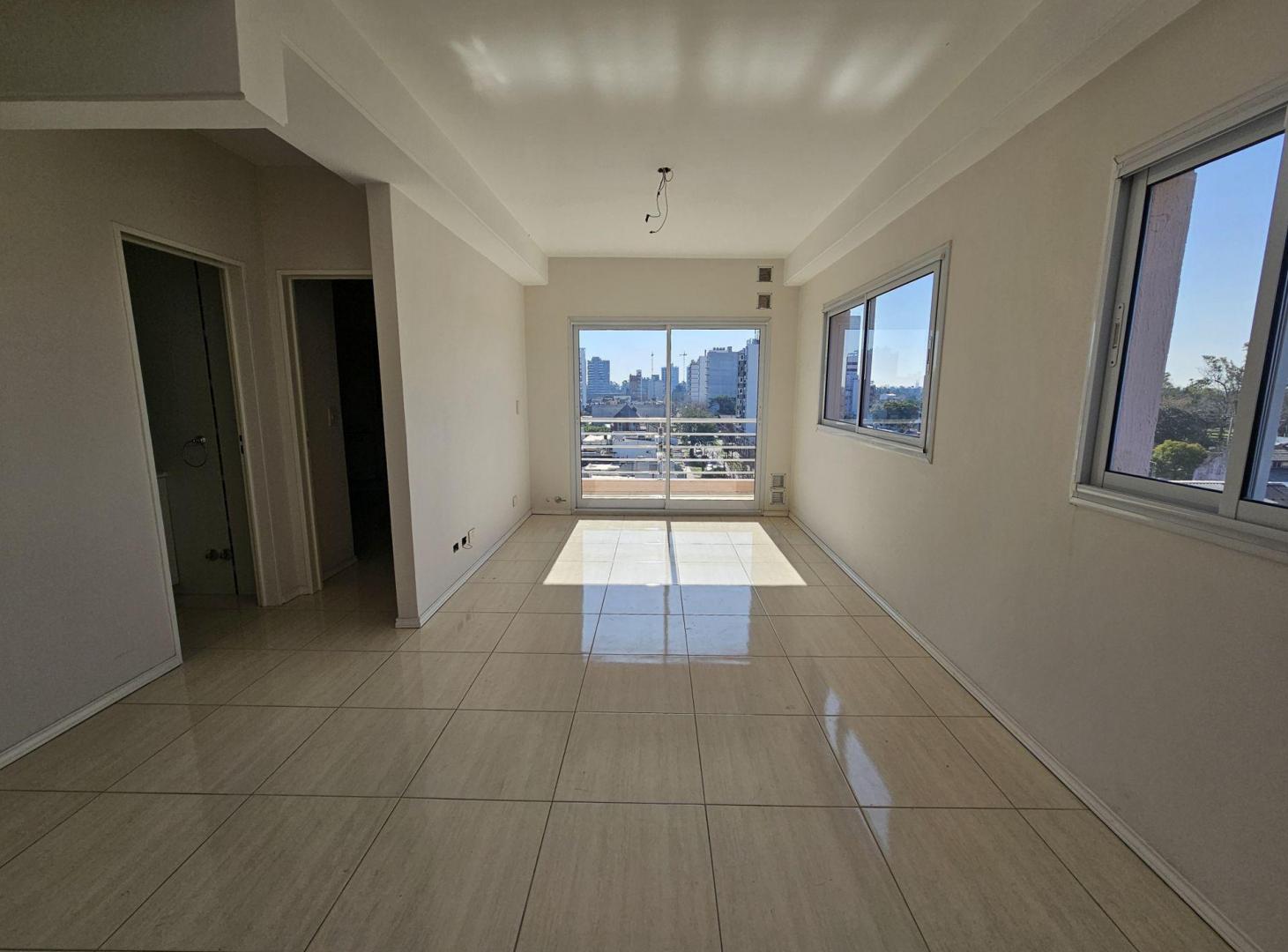 Foto de ALQUILER DEPTO 2 AMBIENTES - PINAR DE WILDE, imagen 3